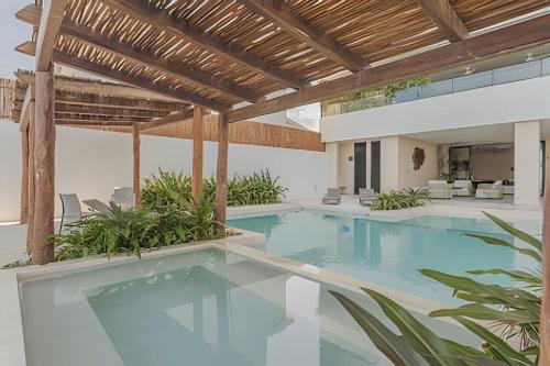 Chicxulub Puerto Appartement | Zirene, Depto con jacuzzi priv