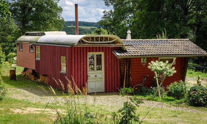 Helten Maison | Zirkuswagen Zauberei