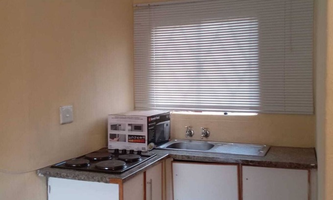 Polokwane Appartement | Zone 4 Motel and spa