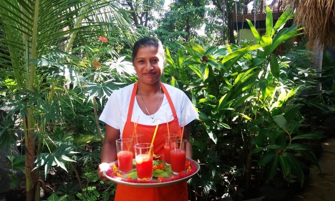 Granada Lit Et Petit-Déjeuner | Zopango Orchids Island