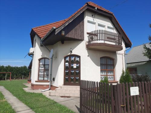 Zsorifurdo Maison | Zsuzsanna vendégház