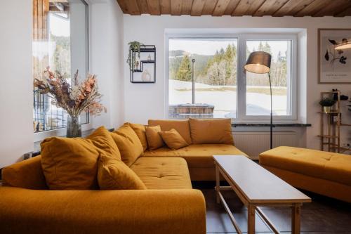 Unterjoch Maison | Zum Hüttenklaus - 12 Personen Gruppenunterkunft in den Bergen mit eigenem Badezuber