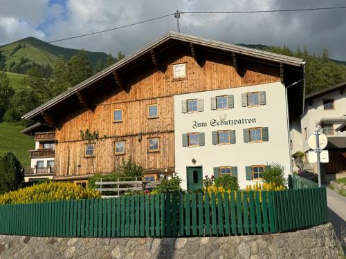 Pfafflar Maison | ZumSchutzpatron