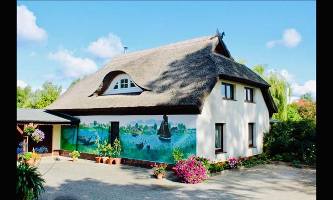 Neuendorf Heide Appartement | Zur Alten Boddenfischerei Ferienwohnung HeideZauber