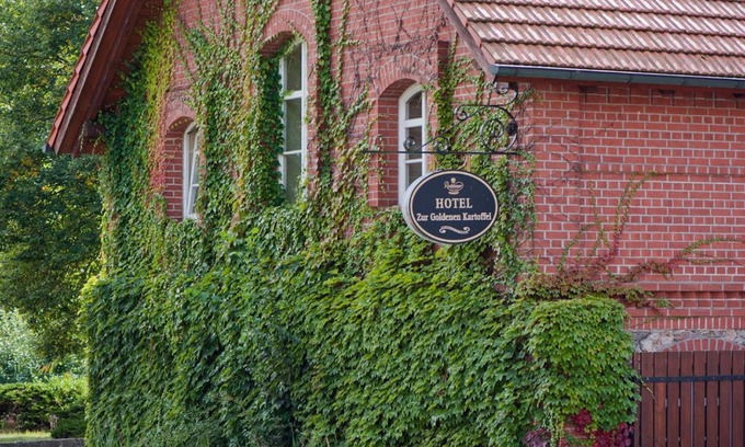 Protzel Hôtel | Zur Goldenen Kartoffel