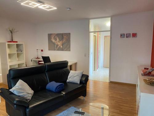 Neu-Kurenz Appartement | Zwei Zimmer Appartment mit Balkon und Stellplatz voll möbliert