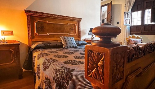 Habitación básica, baño compartido