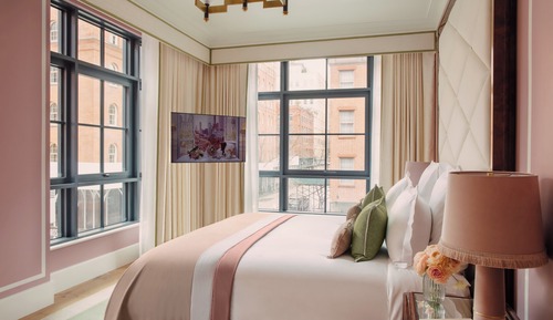 Corner Suite
