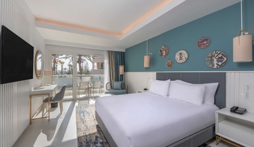 Chambre Supérieure, 1 très grand lit, accessible aux personnes à mobilité réduite