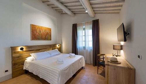 Chambre Confort, 1 lit double, patio, rez-de-chaussée
