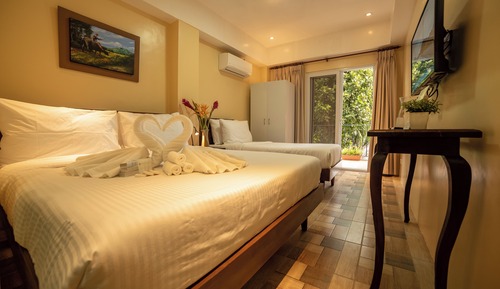 Chambre Triple « Premier », plusieurs lits, non-fumeurs, vue montagne