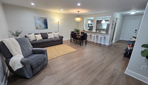 Luxurious & Spacious Townhouse