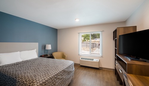 Chambre, 1 grand lit, accessible aux personnes à mobilité réduite, non-fumeurs (Accessible Tub)