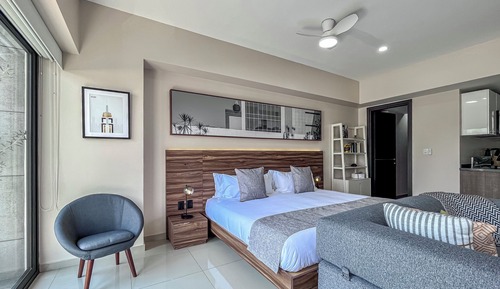 Appartement Affaires, accès piscine