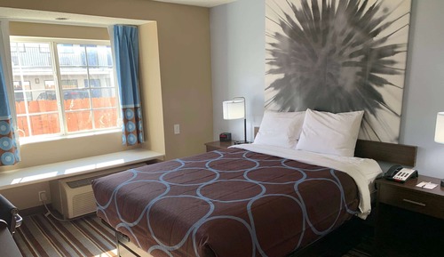 Chambre, 1 grand lit, non-fumeurs