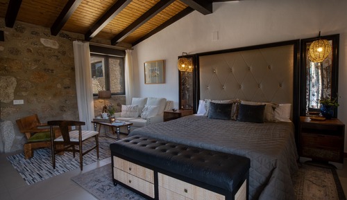 Chambre Confort, 1 très grand lit (Tevejo)