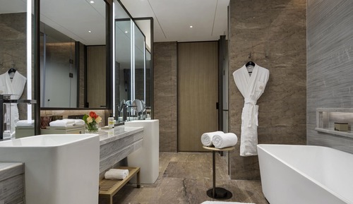 Suite Exécutive, 1 très grand lit, accès au salon club (High Floor)