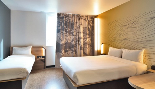 Chambre Quadruple, non-fumeurs