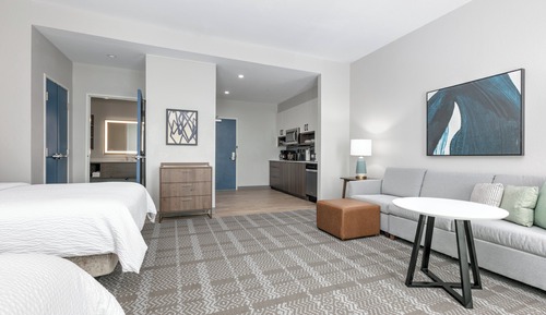 Suite Studio, 2 grands lits, accessible aux personnes à mobilité réduite, cuisine (Communications)
