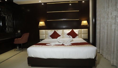 Chambre Deluxe, 1 très grand lit, non-fumeurs, vue ville