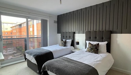 Appartement Luxe, salle de bains privée, vue ville