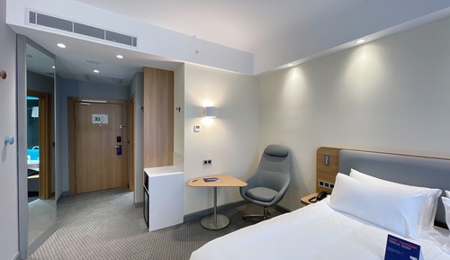 Chambre Standard, 1 grand lit, fumeurs