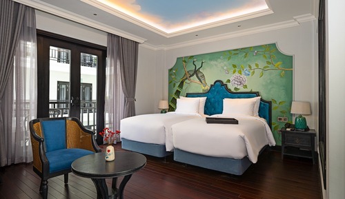 Chambre Premium avec lits jumeaux, balcon, vue piscine