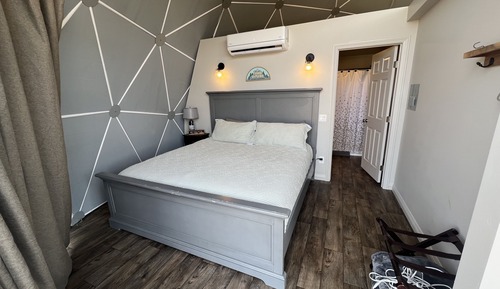 King Luxury Dome 6
