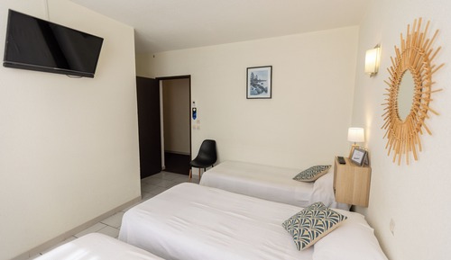 Chambre Triple, trois lits simples