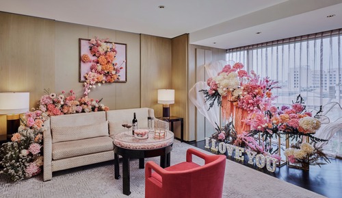 Suite, 1 King Bed (Dreamy Flower Theme Room)