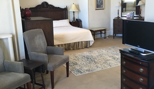 Suite Studio Signature, réfrigérateur et four à micro-ondes