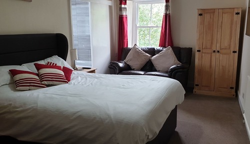 Chambre Double, salle de bains privée