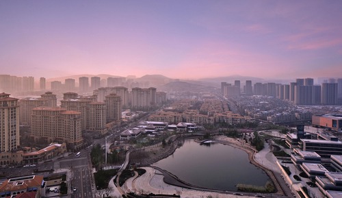 Chambre, 1 très grand lit, vue lac