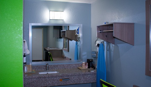 Chambre Standard, 1 grand lit, fumeurs