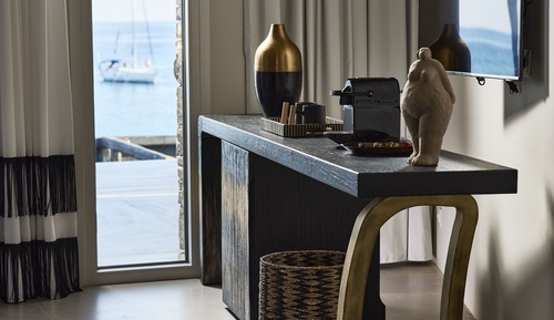 Suite Signature, bain à remous, vue mer
