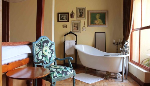 Chambre (Double Room 1 Sunrise Surprise)