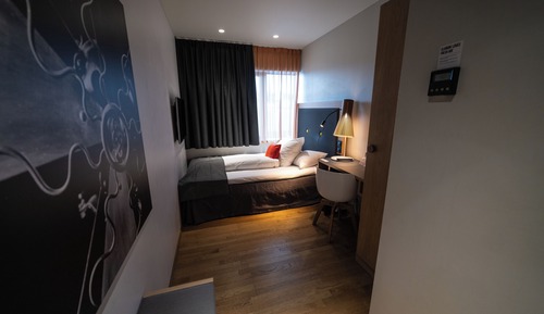 Chambre Double (Compact)