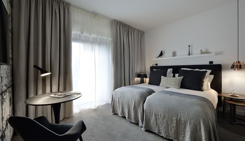 Chambre Supérieure, 1 grand lit, patio