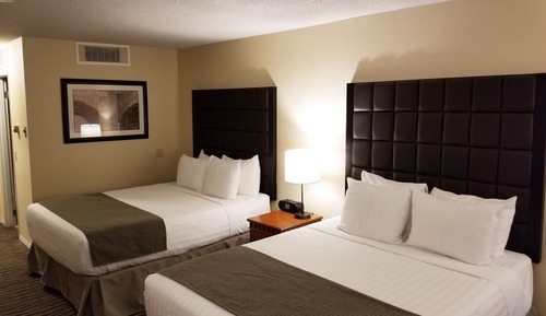 Chambre Standard, 2 grands lits, en bord de piscine