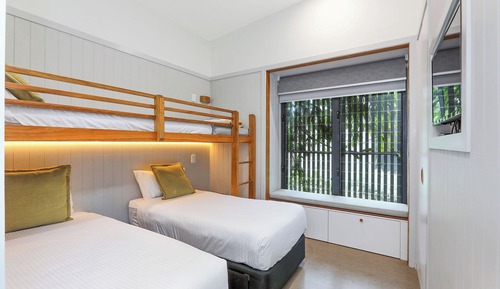 Cabane Premium (- Sleeps 5)