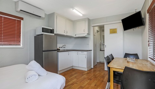 Cabane Économique (- Sleeps 4 - Dog Friendly)