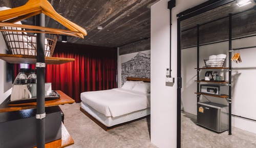 Chambre Double Supérieure, 1 très grand lit, non-fumeurs, vue ville