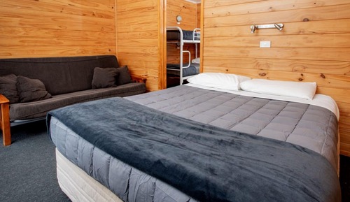 Cabane Familiale, plusieurs lits, salle de bains commune (Family)