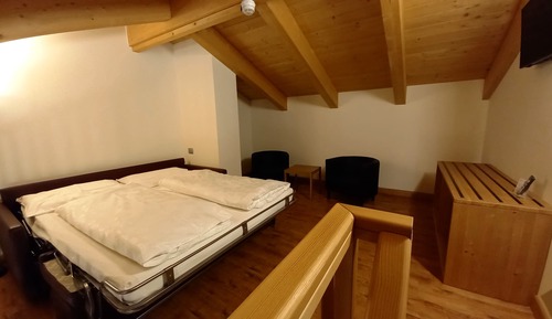 Chambre Familiale, balcon, vue montagne