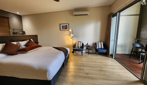 Chambre Supérieure, 1 très grand lit