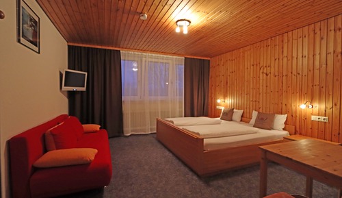 Chambre Quadruple Standard, 1 chambre, non-fumeurs, salle de bains privée