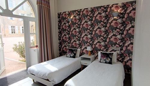 Chambre Standard, 2 lits une place, accessible aux personnes à mobilité réduite