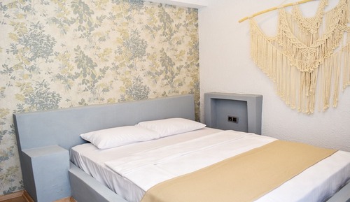 Chambre Standard, 1 grand lit, vue cour intérieure