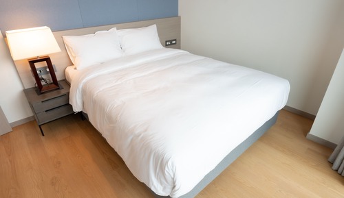 Suite, plusieurs lits, non-fumeurs, en angle (Corner Suite)