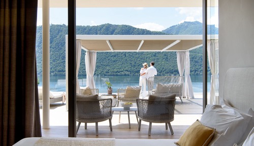 Penthouse Luxe, baignoire à jets, vue lac